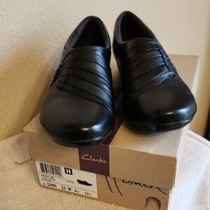 Clarks Black Women's Slip-On Casual Loafers